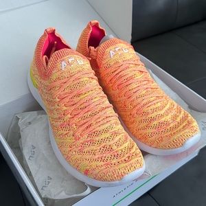 NWT APL Techloom Wave M 9.5